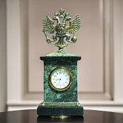 Часы «Презент. Российский герб» со змеевиком — фотография 1