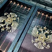 Нарды под стеклом «Герб России» — фотография 3