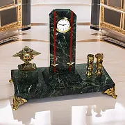 Часы «Погон» с гербом МВД и подставками — фотография 1